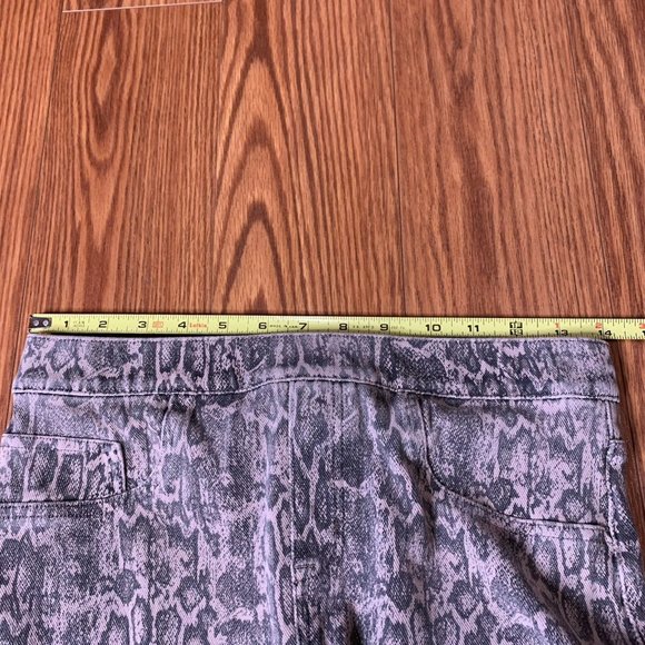 Spanx Womens Medium Snakeskin Pattern Jeggings - Picture 8 of 10